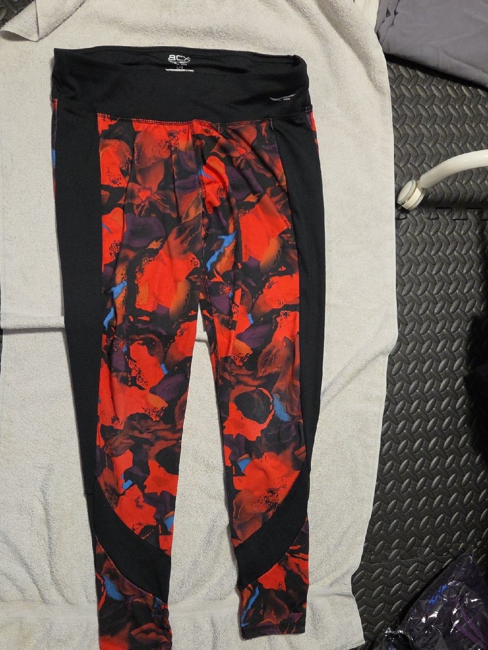 Active USA ACX Black & Light Pink Athletic Leggings